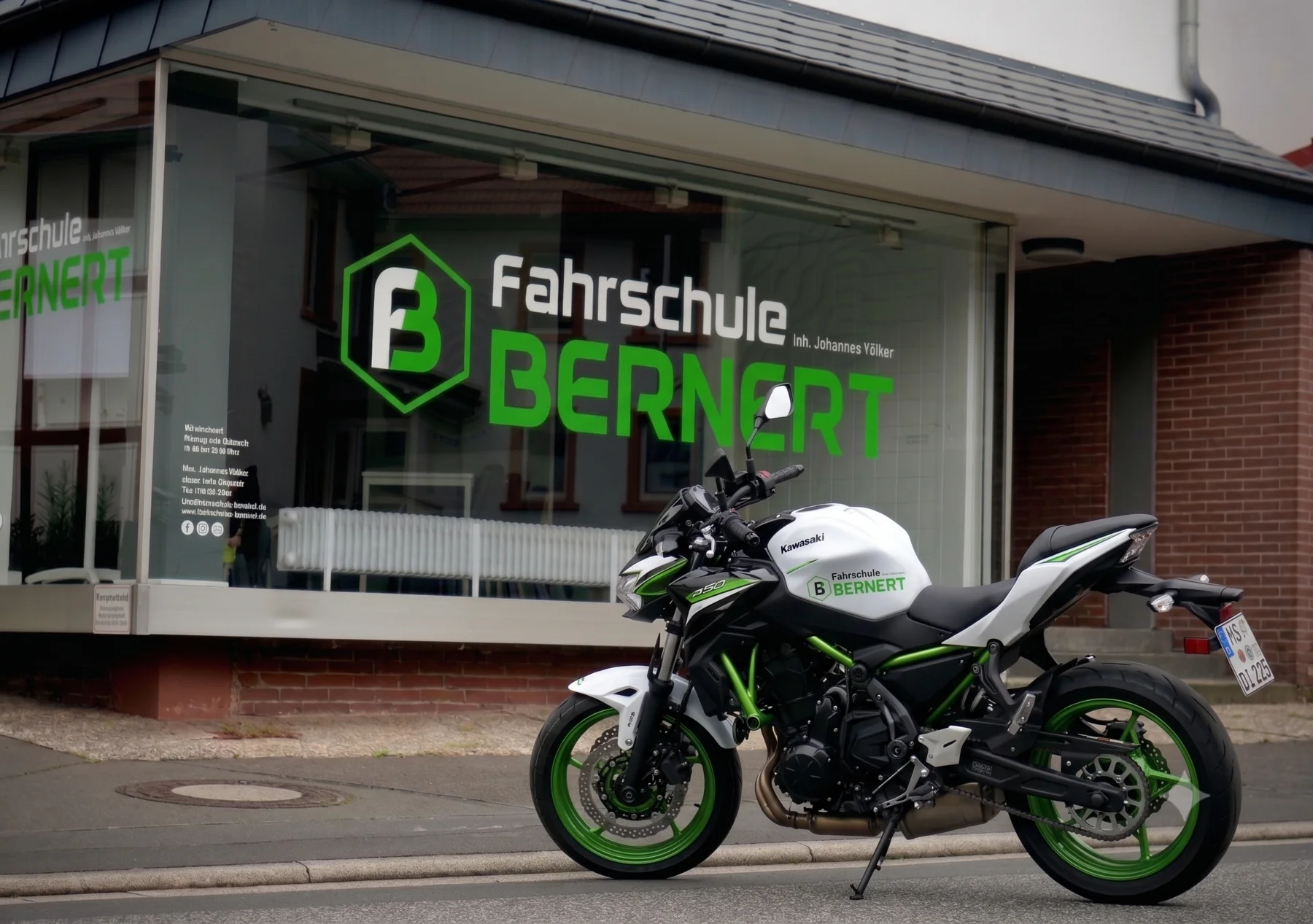 Kawasaki Z650 Fahrschulmotorrad der Fahrschule Bernert